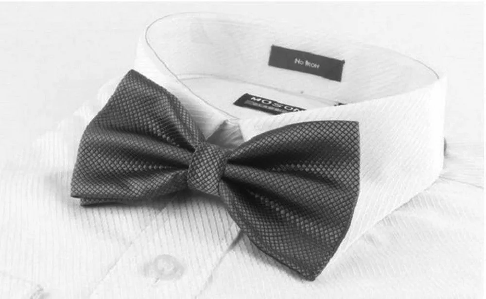 Carbon Grey [Diamond Shape Print] - Bow Tie and Pocket Square Matching Set