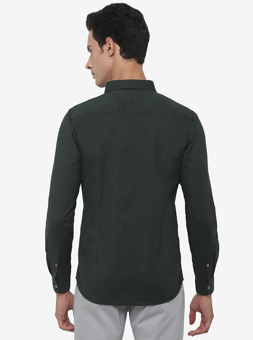 Dark Green Solid Slim Fit Semi Casual Shirt | JadeBlue