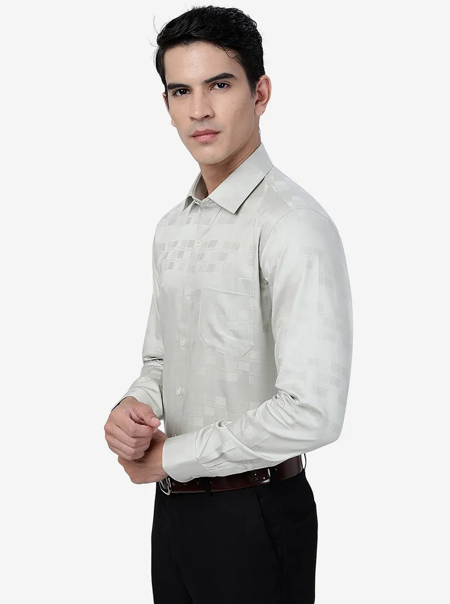 Light Green Solid Slim Fit Formal Shirt | JadeBlue