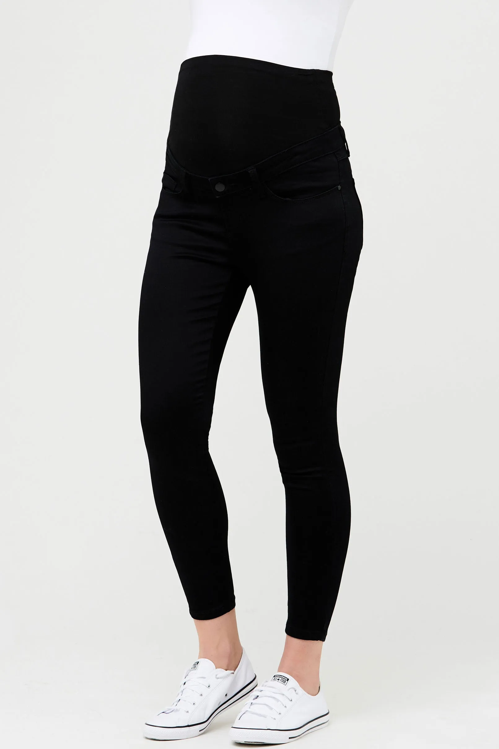 Rebel  Maternity Petite/ Ankle Jeggings in Caviar